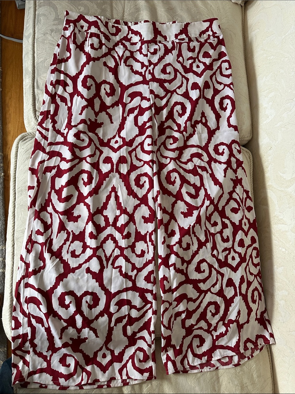 Soft Joie White and Burgundy Scroll Maxi Skirt